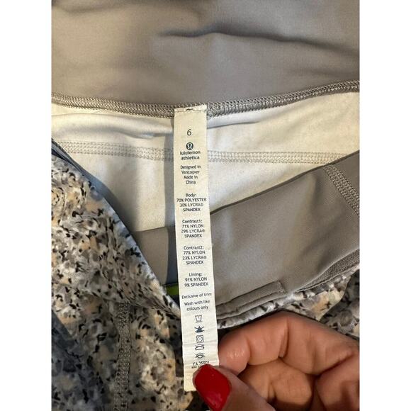Lululemon Women's Multicolored Polyester Blend Speckled Camo Tight Size 6 - Picture 5 of 9